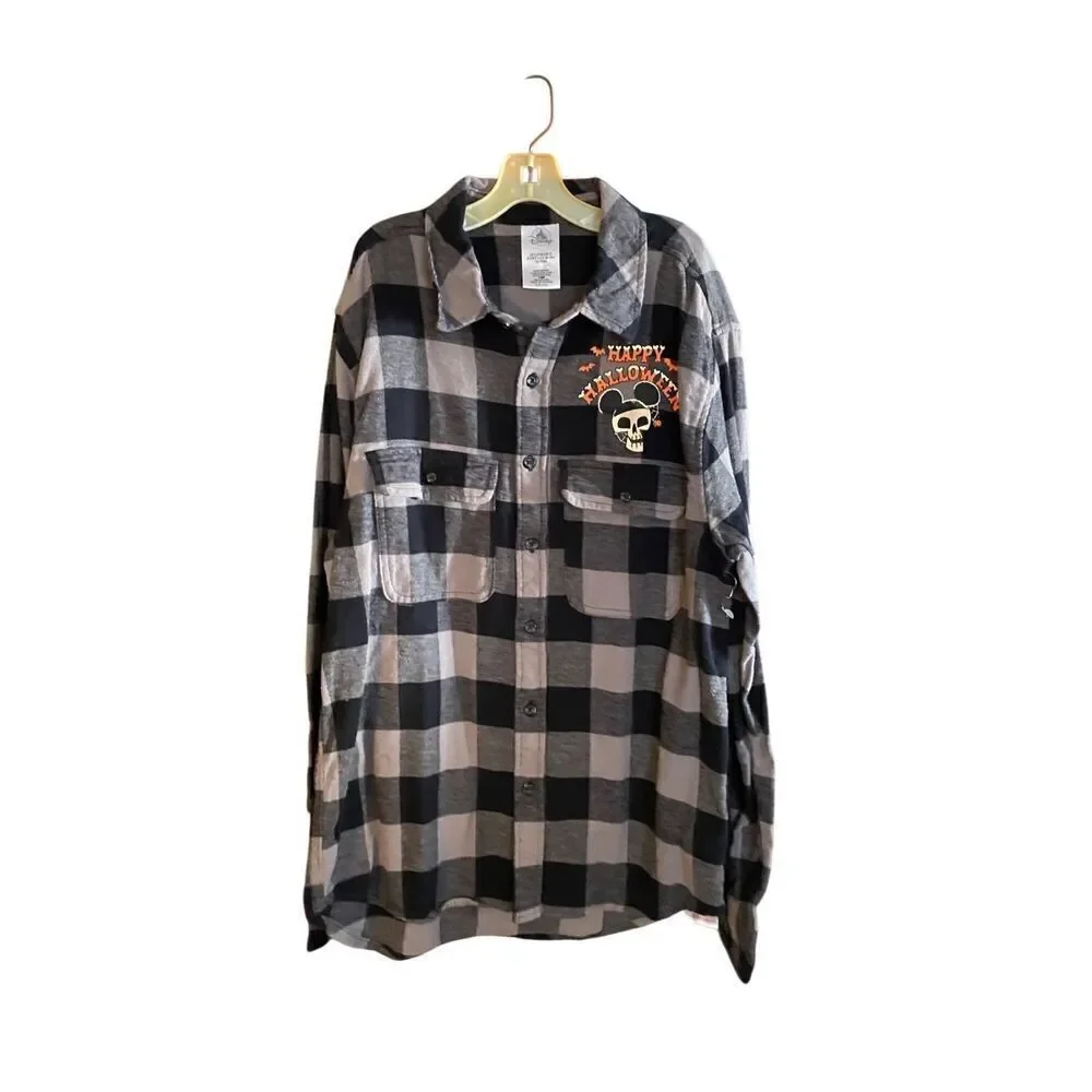 Walt Disney World, happy Halloween trick-or-treat plaid flannel shirt, size smal